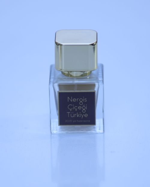 Nergis Çiçeği Türkiye (Bengikâr Lüks Parfüm) / Türkiye’s Narcissus Flowers (Bengikar Luks Parfum) (50 ML)